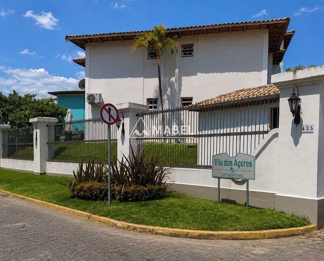 Casa 2 Dormitórios para Aluguel Mensal em Garopaba/SC