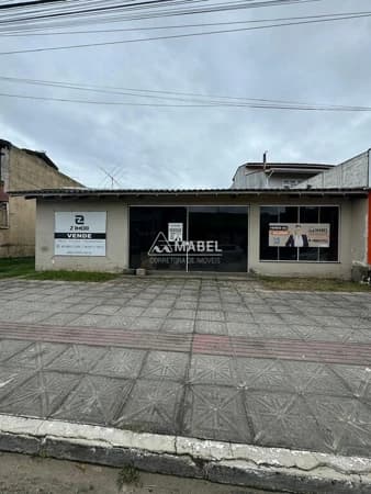 Casa à venda no bairro Centro em Garopaba/SC