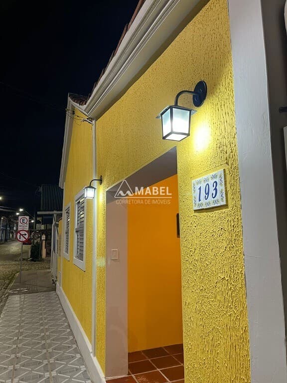 Casa à venda no bairro Centro em Garopaba/SC