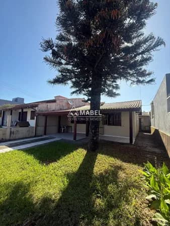 Casa à venda no Centro de Garopaba/SC