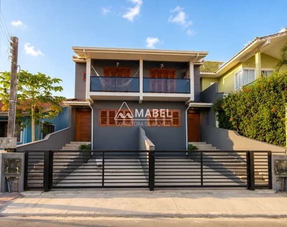 Casa com 3 Dormitórios no Ambrósio - Garopaba/SC