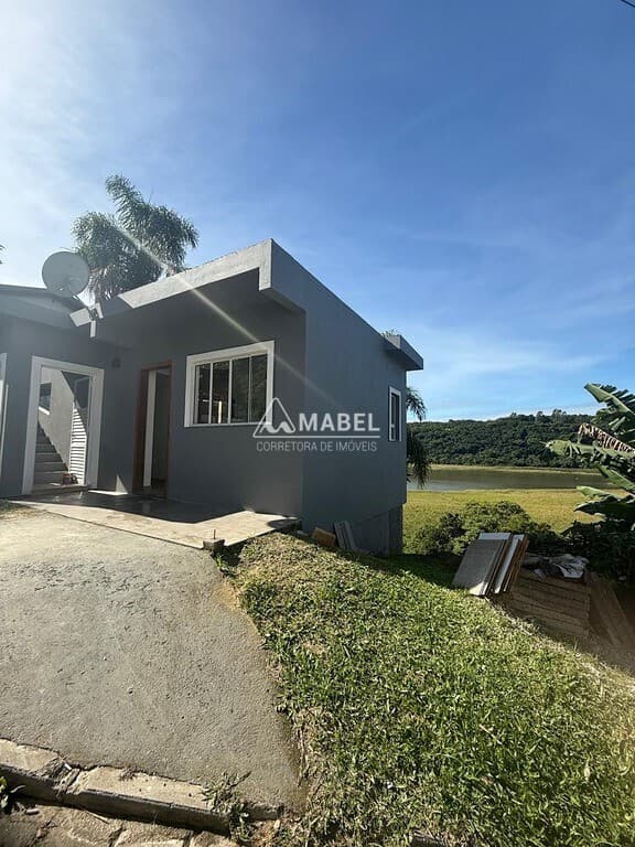 Casa à venda no bairro Macacu em Garopaba/SC