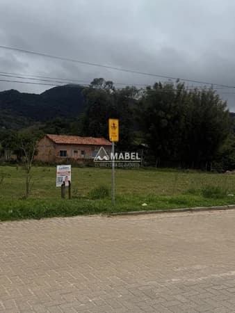Terreno à venda no bairro Encantada em Garopaba/SC
