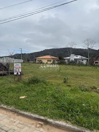 Terreno à venda no bairro Encantada em Garopaba/SC