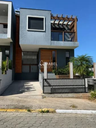 Casa Alto Padrão em Ambrósio, Garopaba/SC
