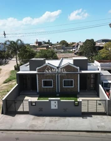 Casa à venda no bairro Nova Brasília em Imbituba/SC