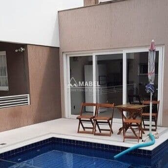 Casa à venda no bairro Ferraz em Garopaba/SC