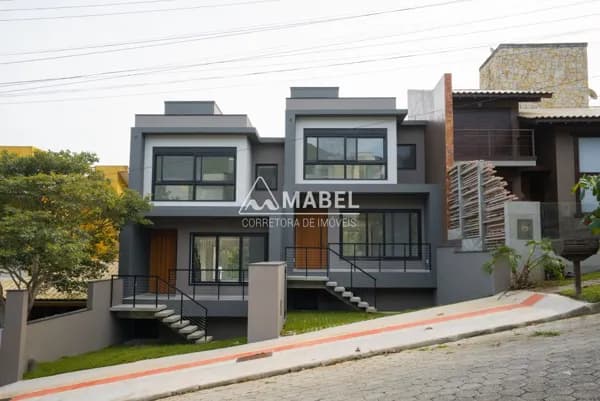 Casa Ampla no Bairro Panorâmico Garopaba/SC