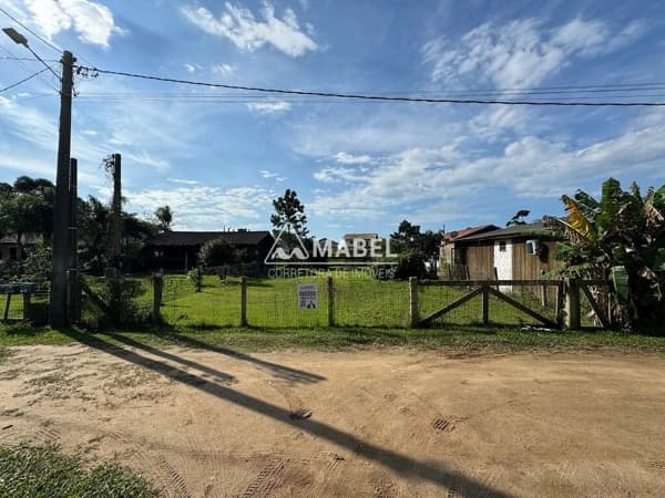 Terreno à venda no bairro Campo D'una em Garopaba/SC