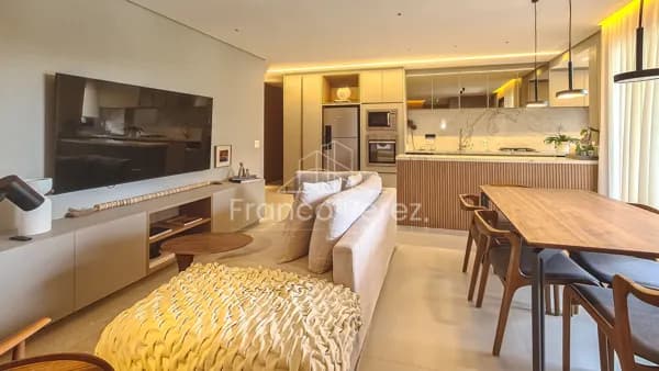 Apartamento 3 quartos no Cabral | 1 suíte | 2 vagas | Varanda com churrasqueira