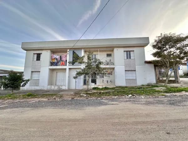 Prédio/Edifício Inteiro em São Lourenço do Sul - Lomba