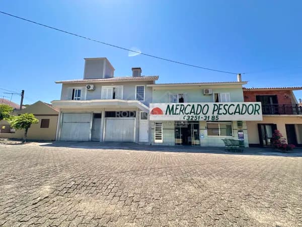Prédio Comercial e Residencial