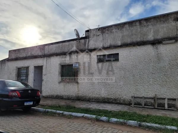 Prédio Comercial e Residencial