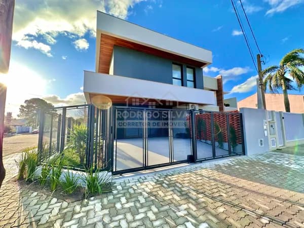 Sobrado em São Lourenço do Sul - Balneário