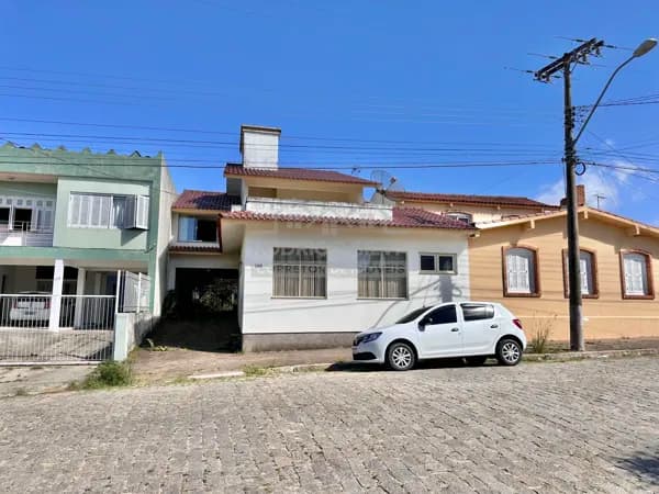 Sobrado no centro
