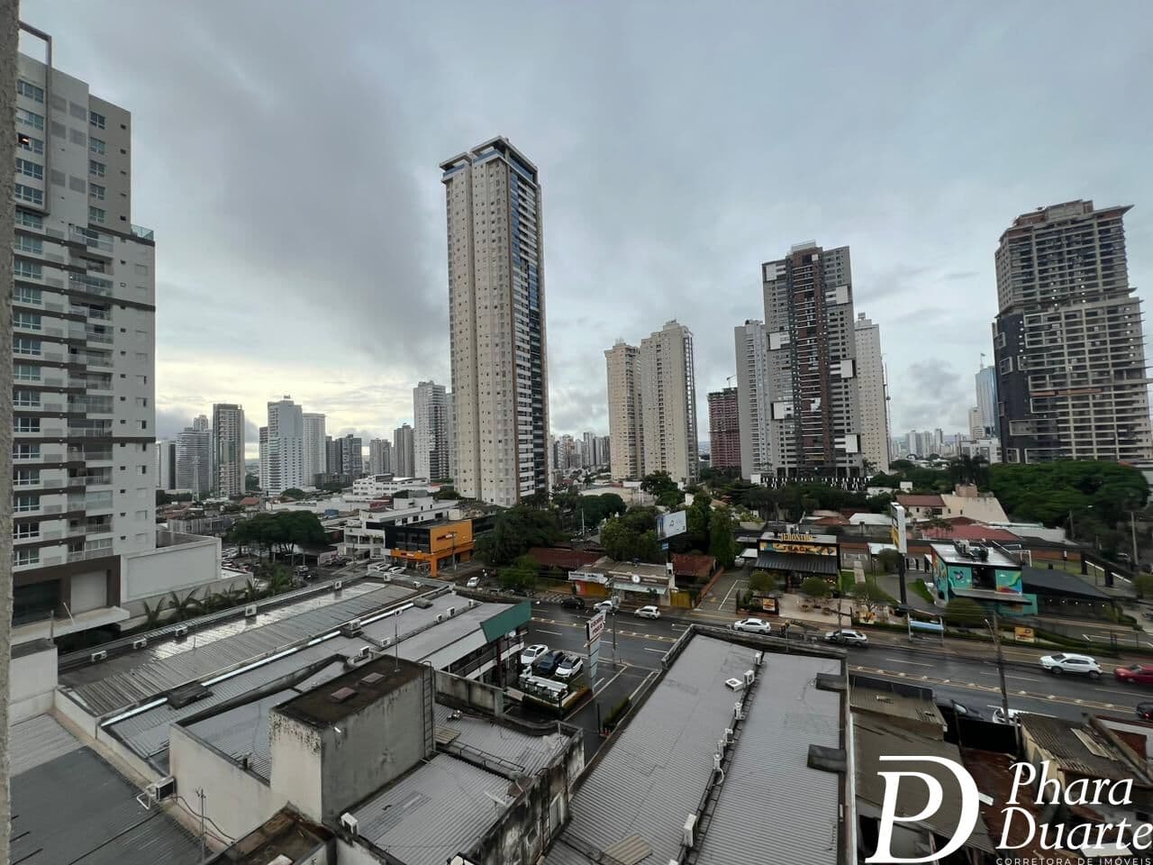 Apartamento com 3 suítes à venda no Setor Bueno, Goiânia/GO