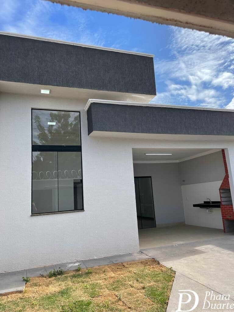 Casa Alto Padrão com 3 Quartos no Setor Santa Edwiges