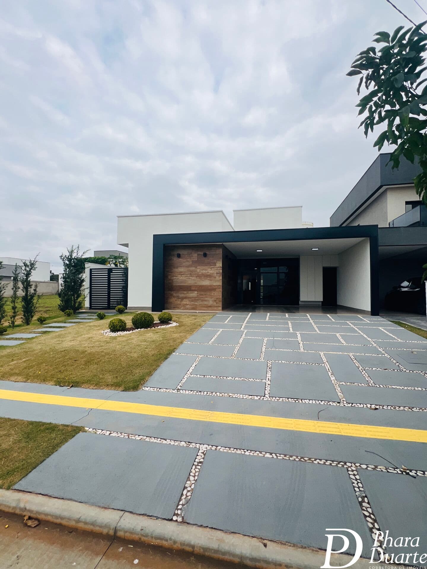 Casa de Alto Padrão para Locação no Terras Alphaville 1 – Senador Canedo