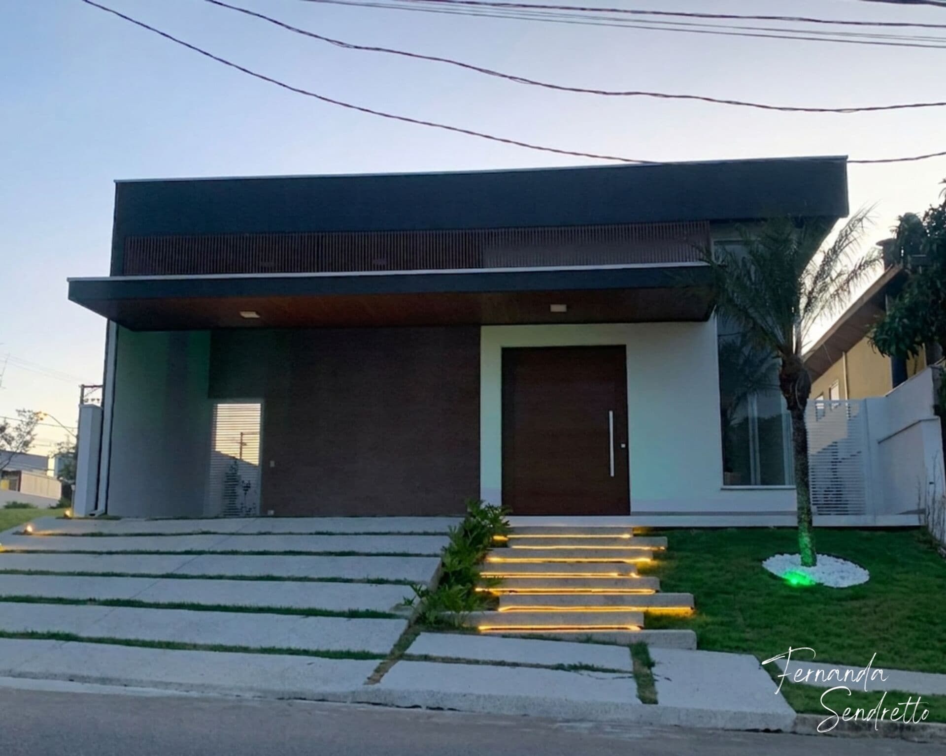 Casa Térrea de Alto Padrão – Condomínio Terras do Vale - Caçapava