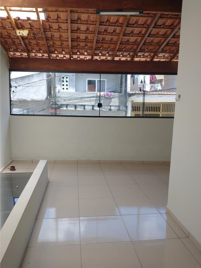 Sobrado Padrão para Venda em Portal dos Gramados Guarulhos-SP