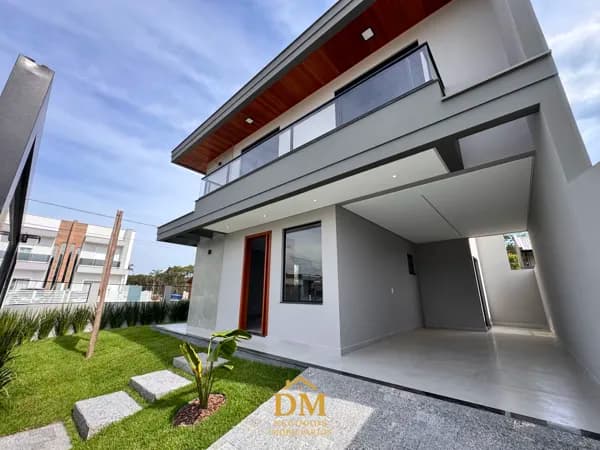 Sobrado em São José - Forquilhas