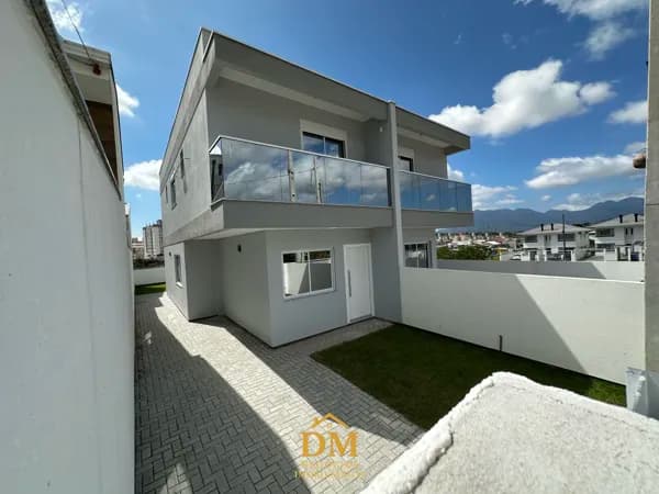 Sobrado Geminado em São Sebastião, Palhoça/SC