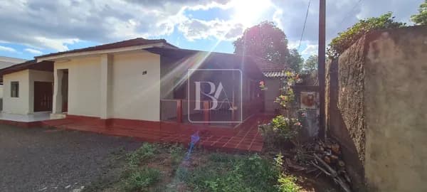 Casa com 4 quartos no Jardim Iguaçu - Foz do Iguaçu - Paraná