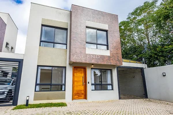 Em Condomínio | Santa Felicidade | 116m2 | 3 Quartos (1 suíte) e 2 Vagas