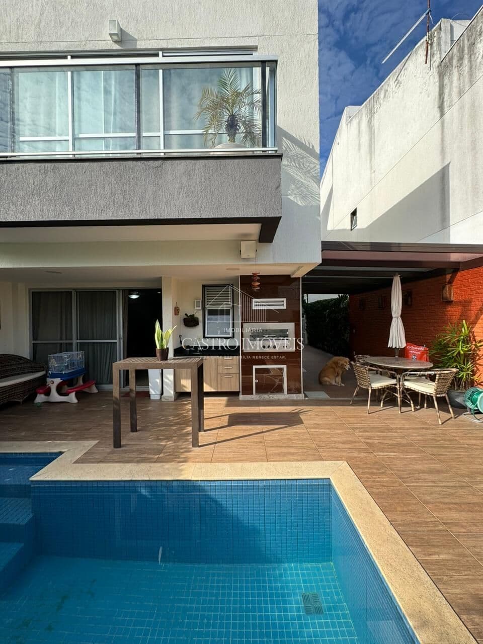 Casa de 4 quartos - 250m² - Condomínio Concetto Nero - Recreio dos Bandeirantes