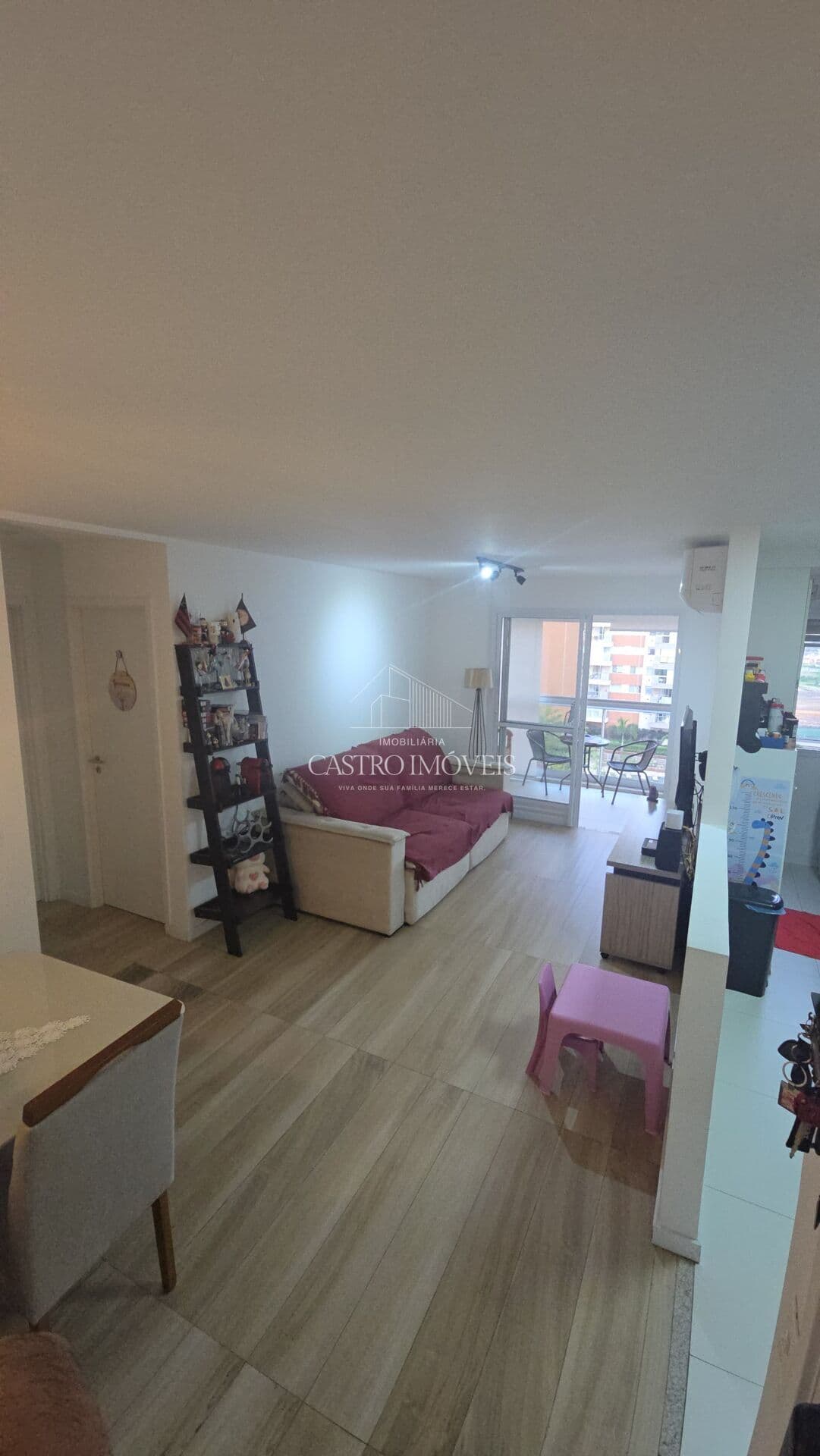 Apartamento de 2 quartos - 73m² - Condomínio Soho - Barra Olimpica