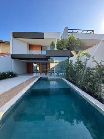 Casa Alto Padrão de 5 quartos - 453m² - Condomínio Rio Mar - Barra da Tijuca