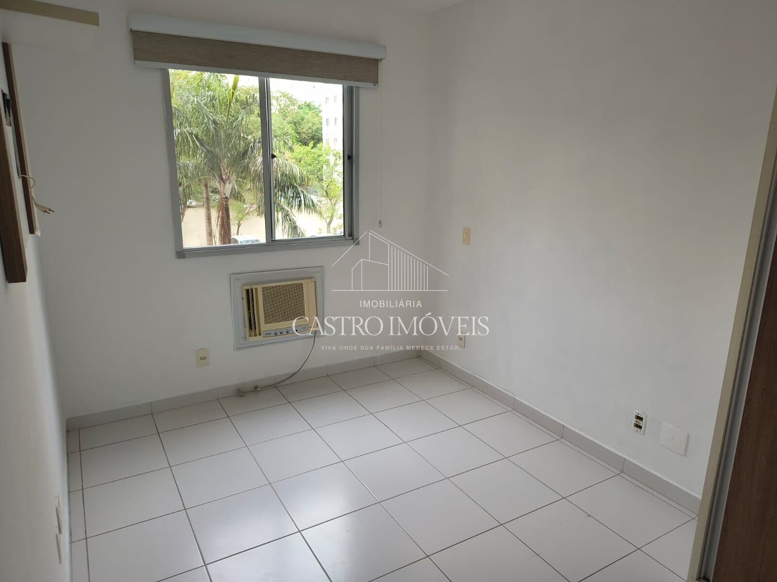 Apartamento de 74m² com 2 quartos próximo à Barra Olímpica