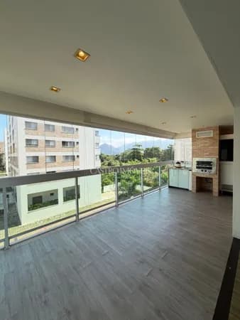 Apartamento de Alto Padrão com 107m² e 2 quartos na Barra da Tijuca