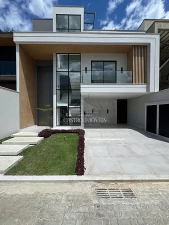 Casa de 4 suítes - 310m² - Condomínio Villa Bllanca (Recreio dos Bandeirantes)