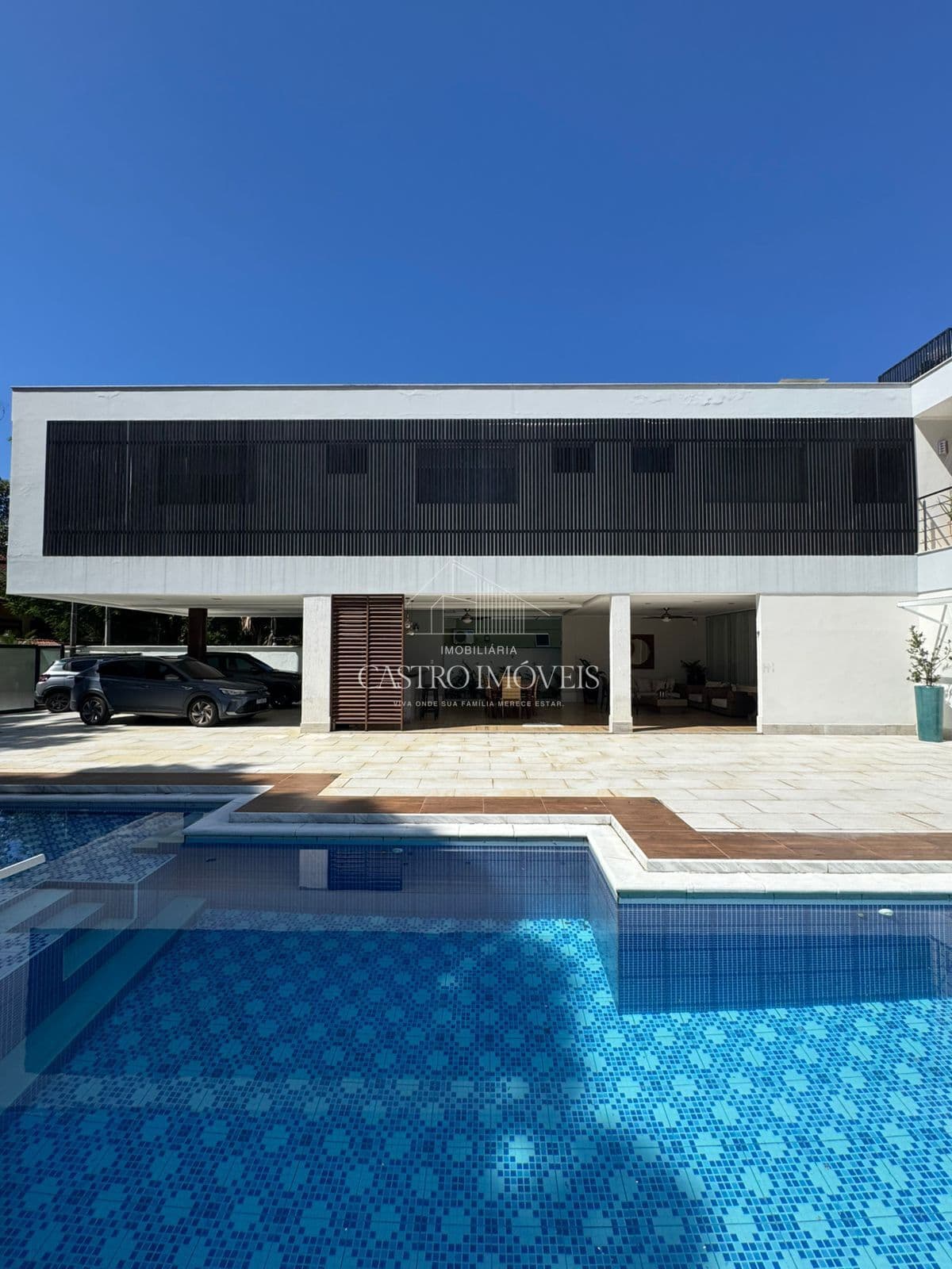 Casa de 4 Suítes - 840m² - Condomínio Fazenda Passaredo - Taquara - Jacarepaguá