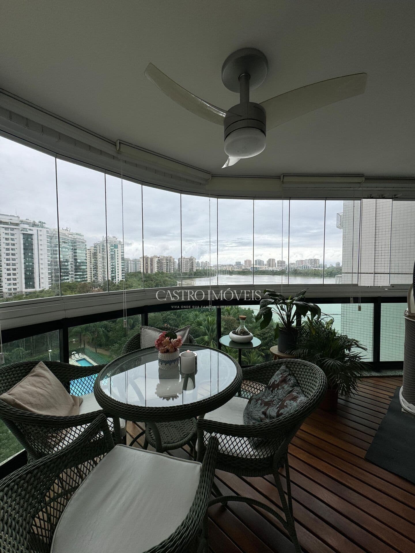 Apartamento de 2 quartos - 96m² - Barra da Tijuca