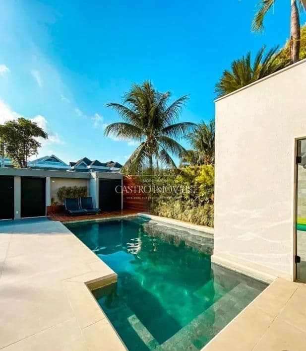 Casa Triplex - 450m² - Blue Houses