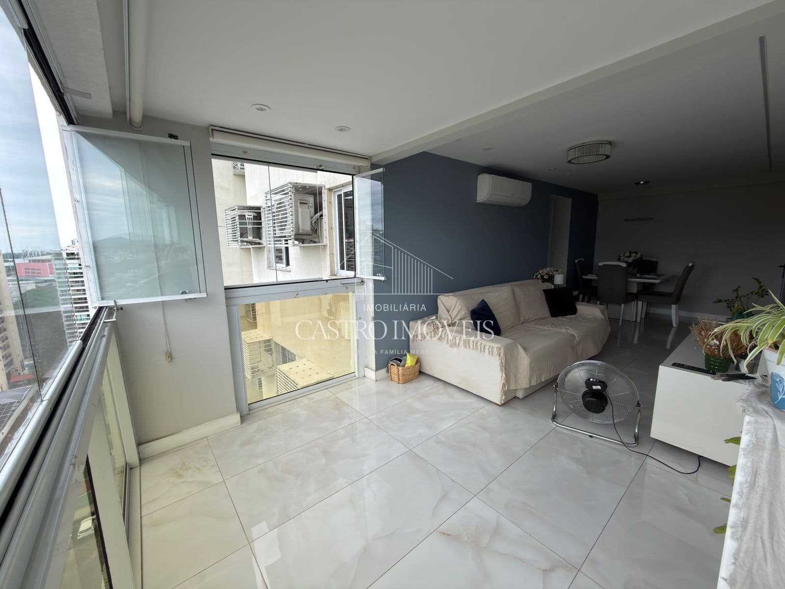 Apartamento de 3 quartos - 78m² - Condomínio Estrelas