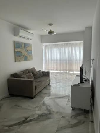 Apartamento de 2 quartos - 82m² - Condomínio Rio 2