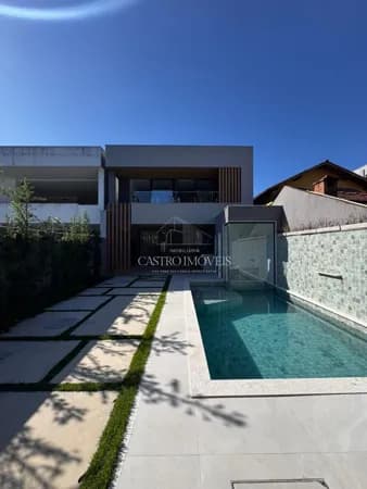 Casa Triplex com 4 suítres no Condomínio Riomar - Barra da Tijuca