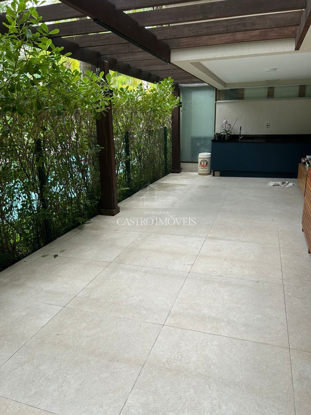 Apartamento de 2 quartos - 97m² - Condomínio Barra Lakes - Recreio dos Bandeirantes