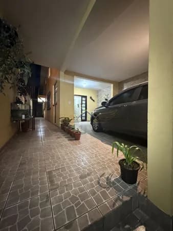 Sobrado Espaçoso à Venda no Jardim Columbia – Mauá/SP ou