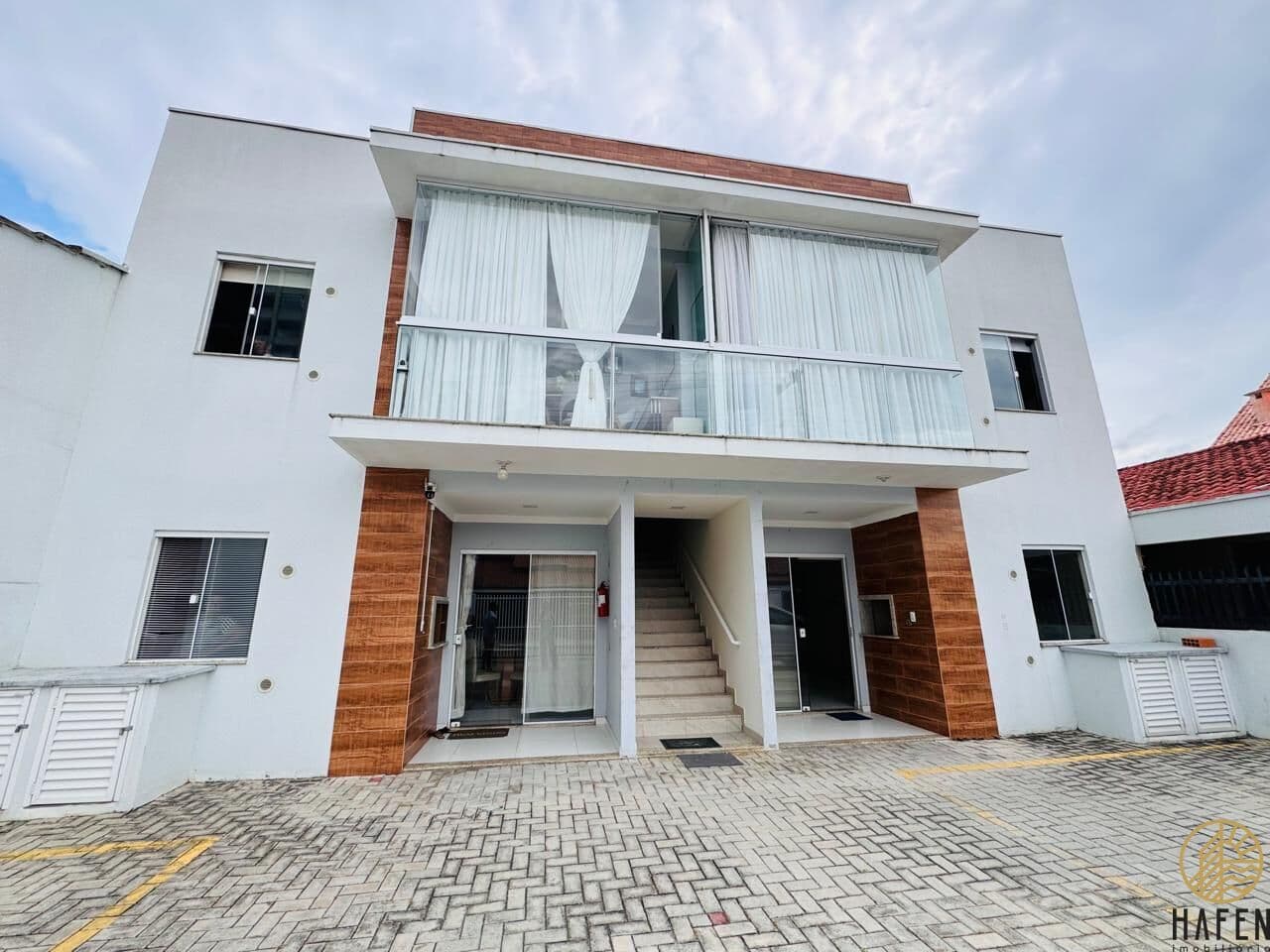 Apartamento Quadra Mar, localizado no Centro!
