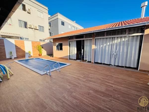 Casa no Centro 500 metros do Mar