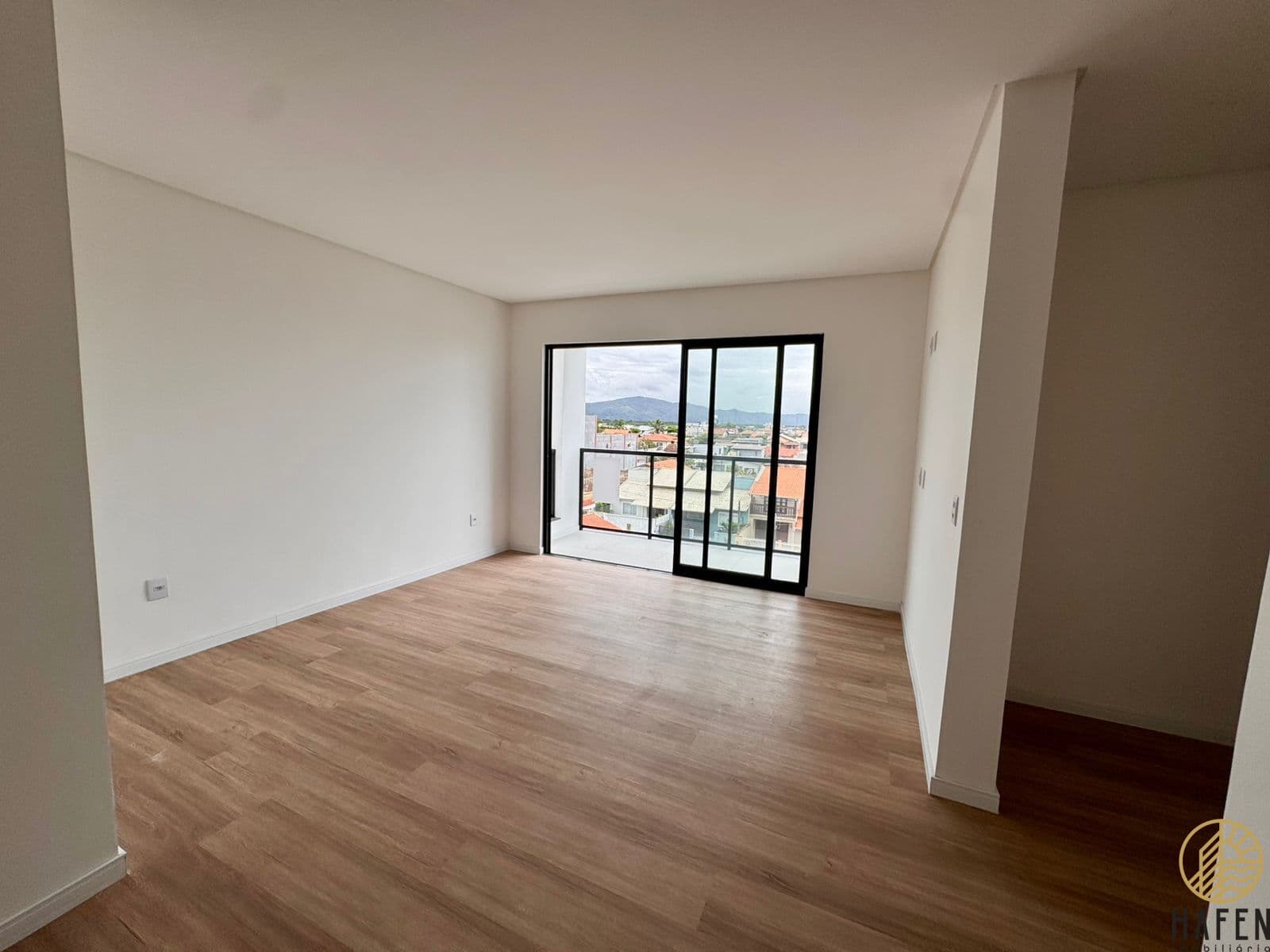 Apartamento 60 metros do mar!