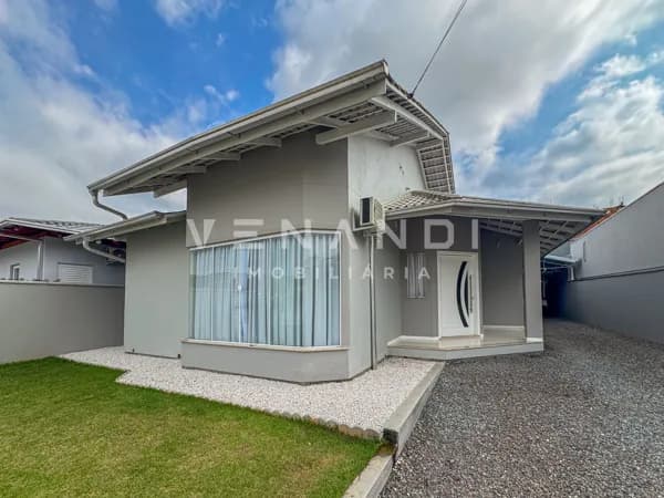Casa Alto Padrão / Loteament Colina Verde - Indaial SC