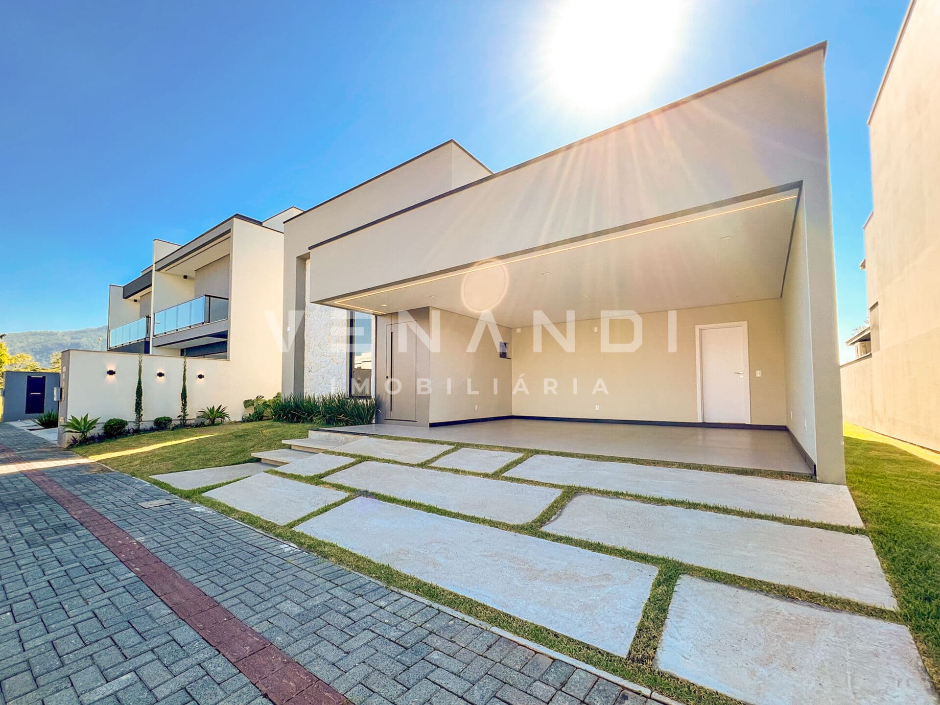 CASA ALTO PADRÃO I Localização nobre em Timbó
