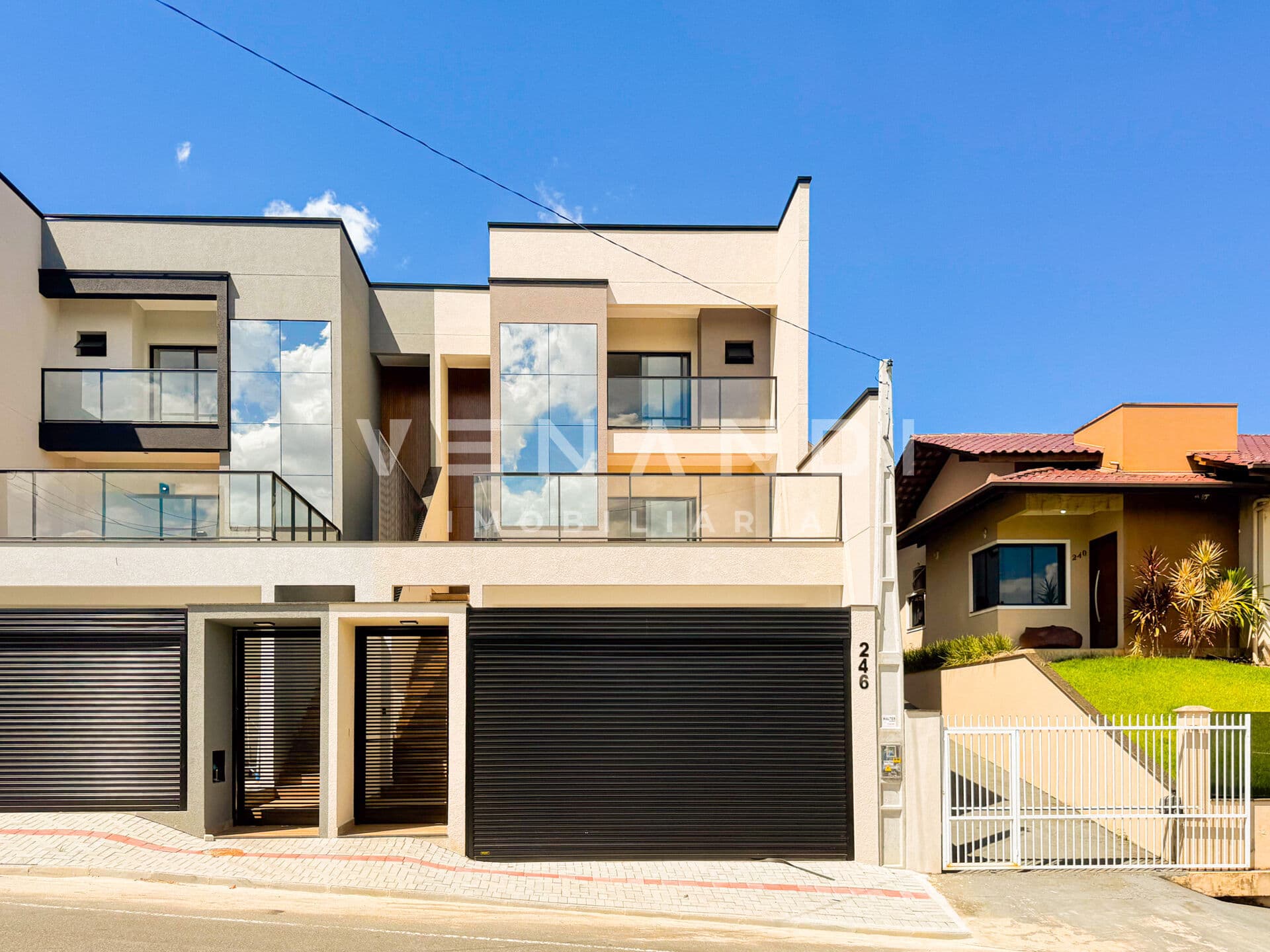 Sobrado Alto Padrão /Bairro Tapajós - Indaial