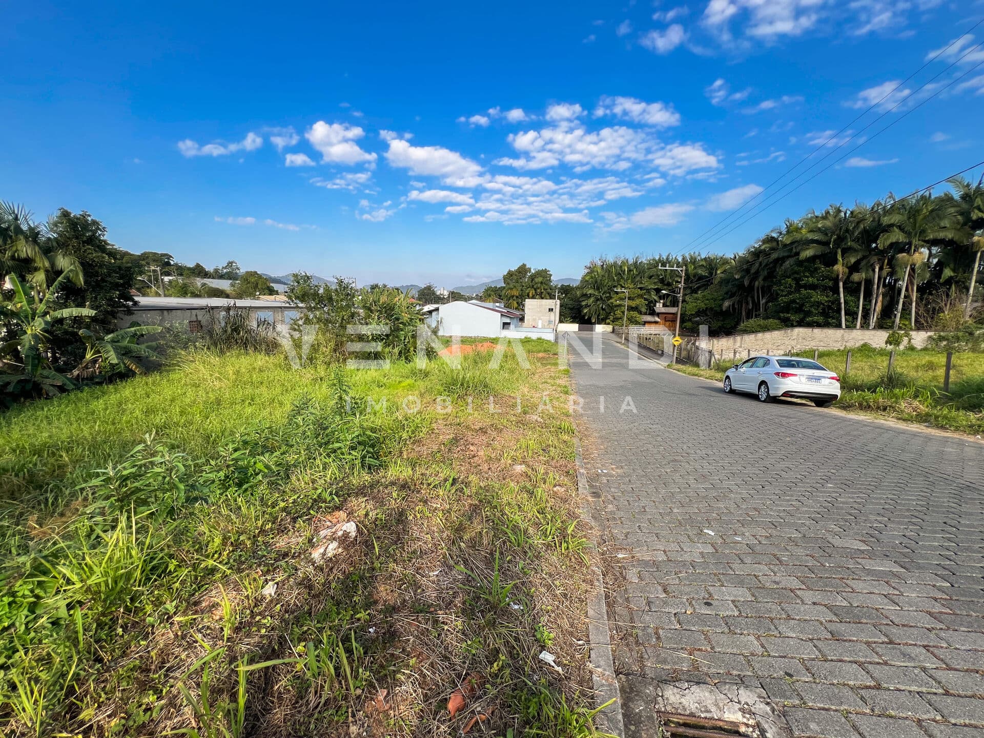 Excelente oportunidade para quem busca tranquilidade, segurança e um ótimo espaço para construir 2 casas!