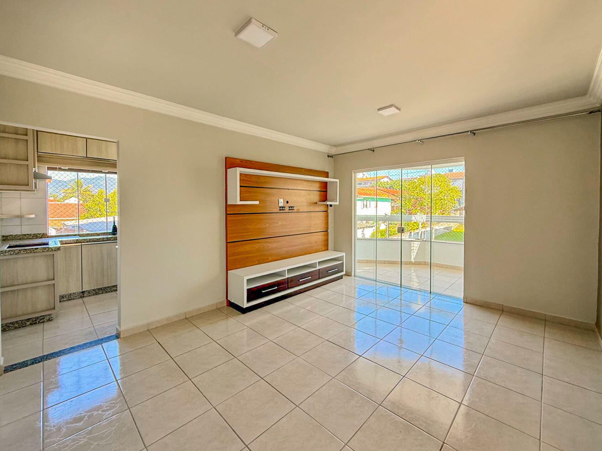 APARTAMENTO l Com Móveis Planejados